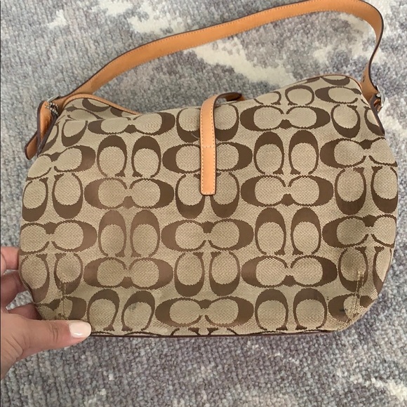 100% authentic coach shoulder bag - Picture 5 of 5